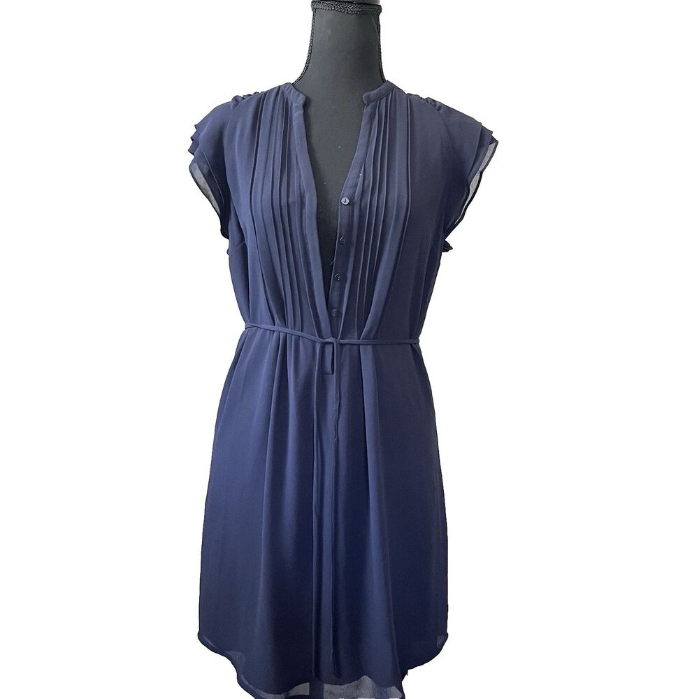 Women's pin tuck-bodice knee-length dress flutter sleeves lining string belt‎